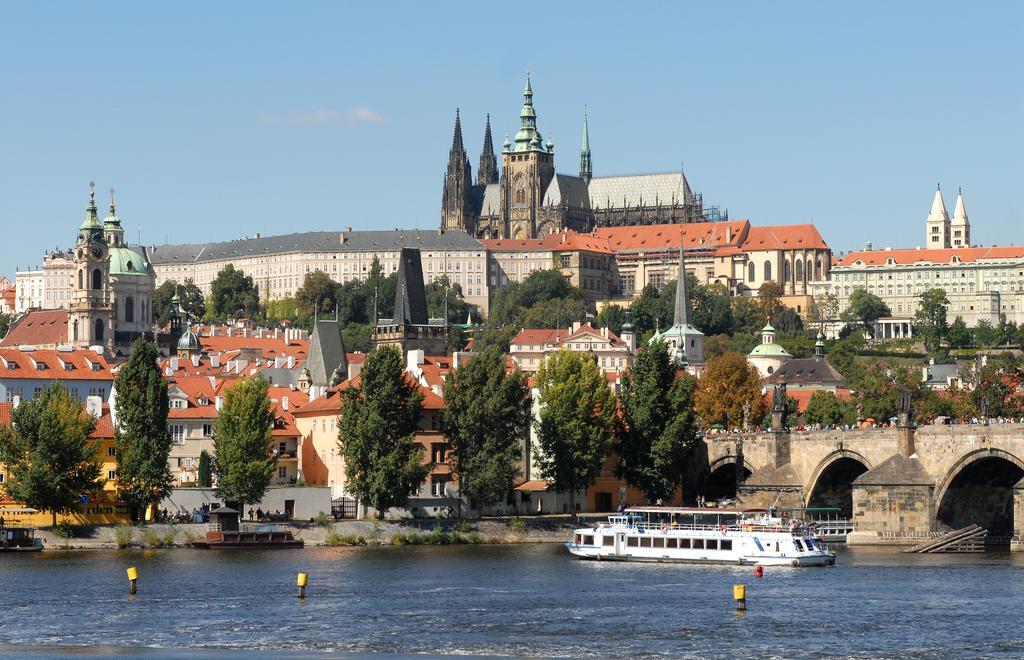 Kavalir 3* Praga